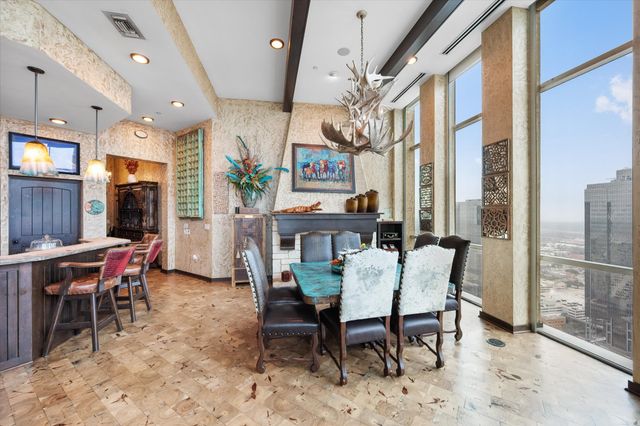 500 Throckmorton Street 3512, Fort Worth, TX 76102