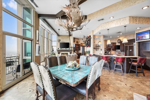 500 Throckmorton Street 3512, Fort Worth, TX 76102