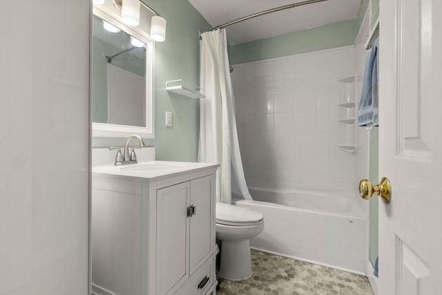 443 Pleasant St, Tewksbury, MA 01876