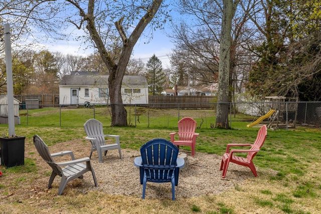 443 Pleasant St, Tewksbury, MA 01876