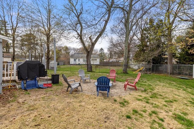 443 Pleasant St, Tewksbury, MA 01876