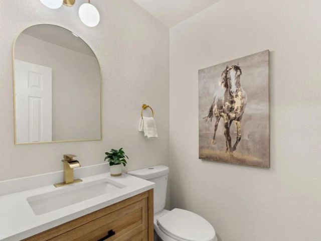 1004 Santa Margarita Drive, Fallbrook, CA 92028