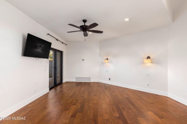 4740 N Hacienda Del Sol Road, Tucson, AZ 85718