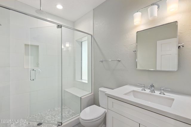 4740 N Hacienda Del Sol Road, Tucson, AZ 85718
