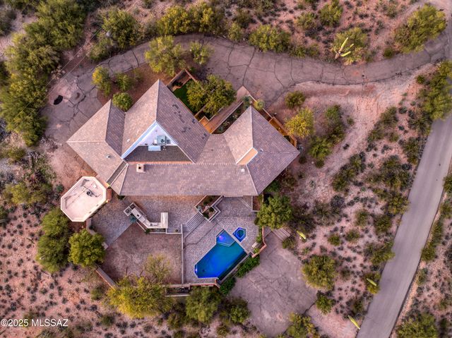 4740 N Hacienda Del Sol Road, Tucson, AZ 85718