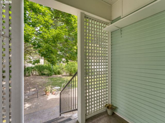 715 Ne 5TH St, Mc Minnville, OR 97128