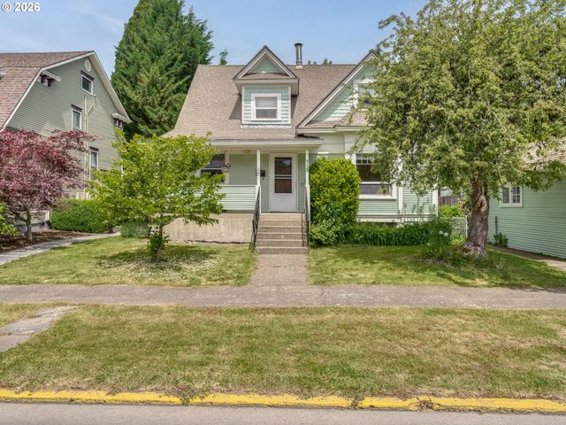 715 Ne 5TH St, Mc Minnville, OR 97128