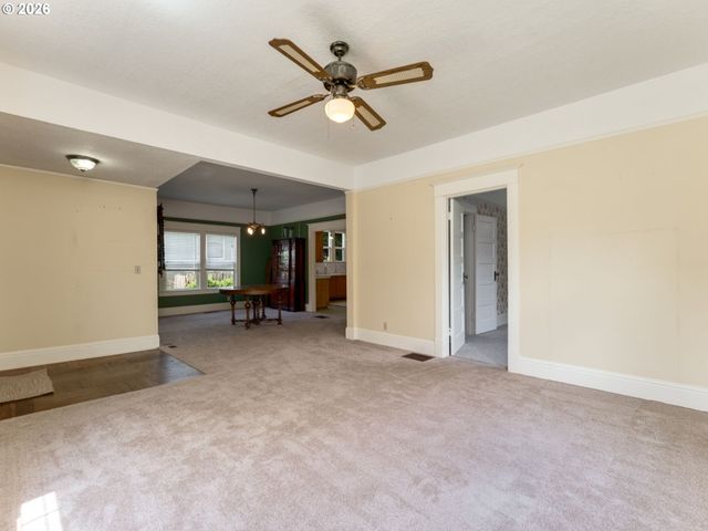 715 Ne 5TH St, Mc Minnville, OR 97128