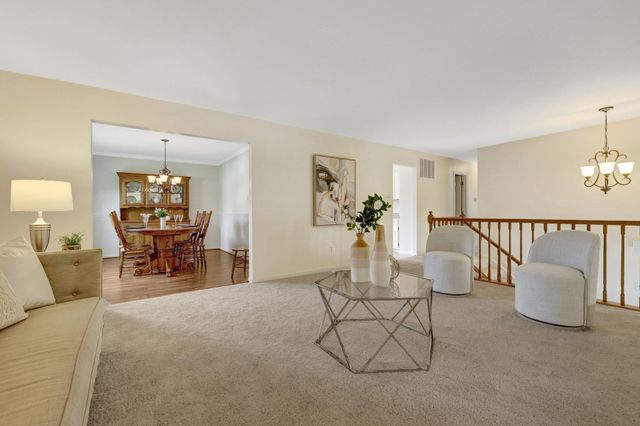 3213 ALLNESS LN, Herndon, VA 20171