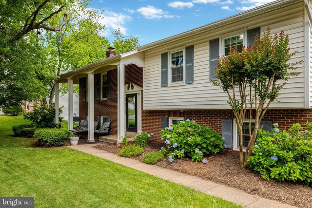 3213 ALLNESS LN, Herndon, VA 20171