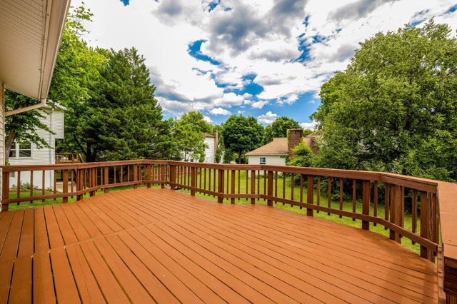 3213 ALLNESS LN, Herndon, VA 20171