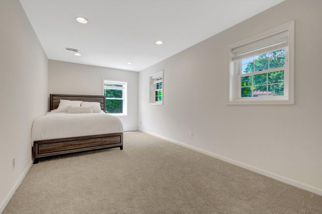 3213 ALLNESS LN, Herndon, VA 20171