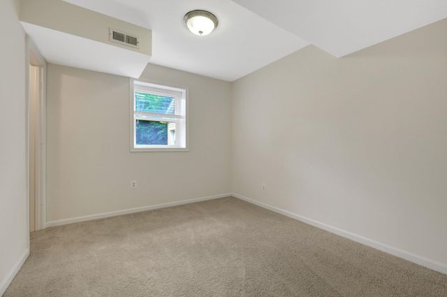 3213 ALLNESS LN, Herndon, VA 20171