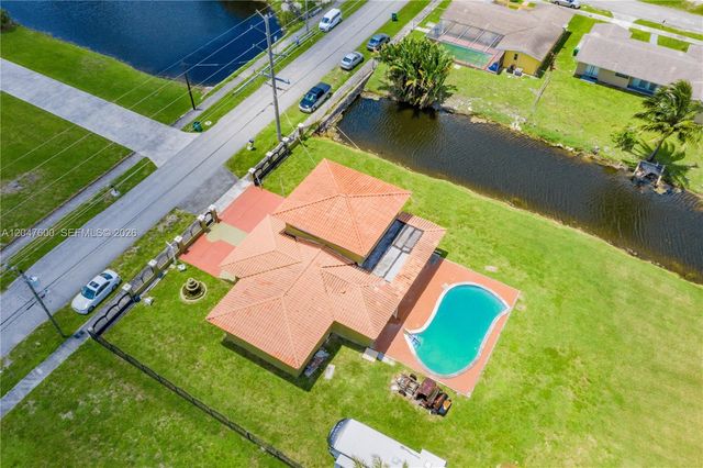 17135 NW 19th Ave, Miami Gardens, FL 33056