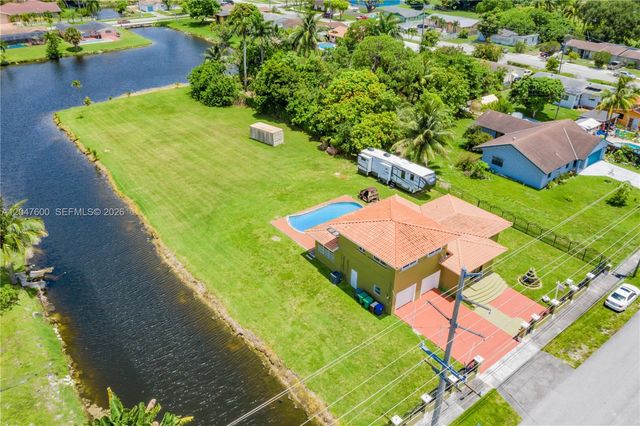 17135 NW 19th Ave, Miami Gardens, FL 33056