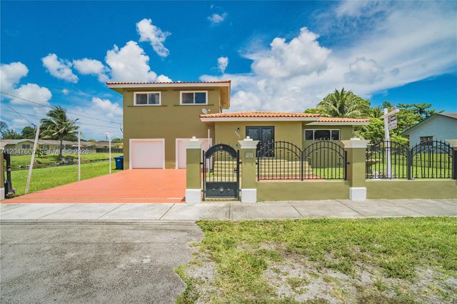 17135 NW 19th Ave, Miami Gardens, FL 33056