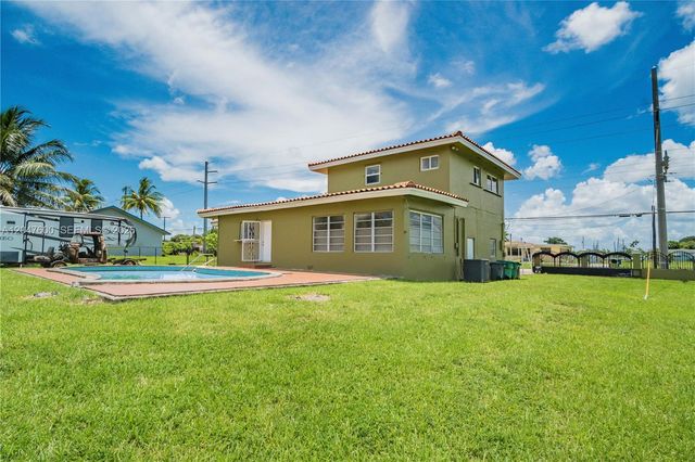 17135 NW 19th Ave, Miami Gardens, FL 33056