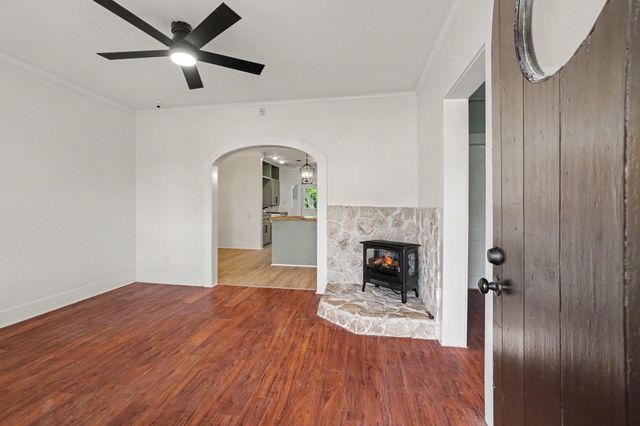 31730 Waller Tomball Road, Waller, TX 77484