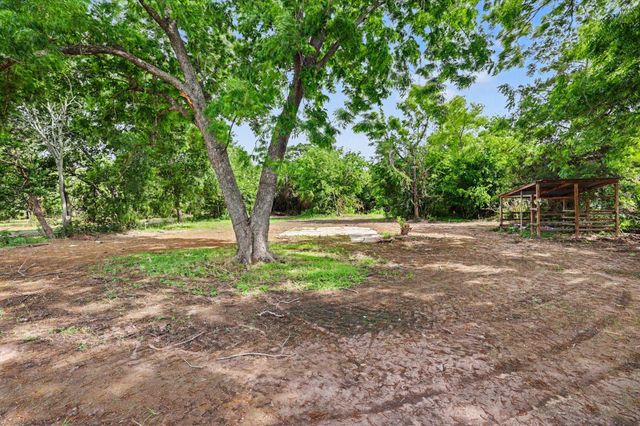 31730 Waller Tomball Road, Waller, TX 77484