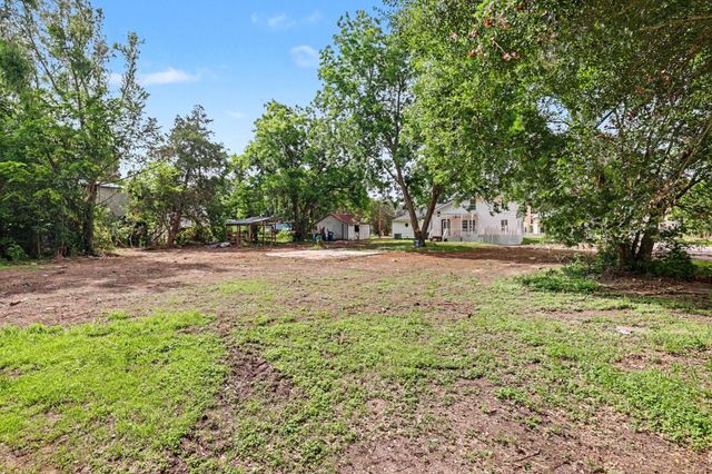 31730 Waller Tomball Road, Waller, TX 77484