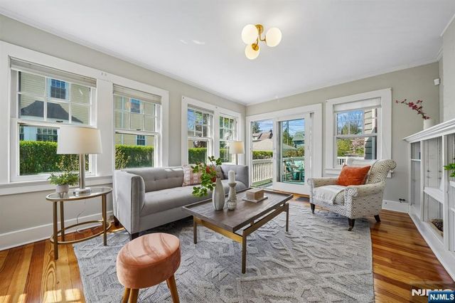 215 Inwood Avenue, Montclair, NJ 07043
