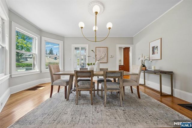 215 Inwood Avenue, Montclair, NJ 07043