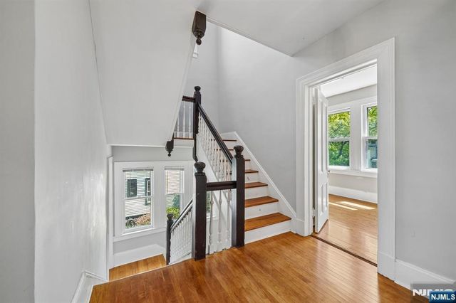 215 Inwood Avenue, Montclair, NJ 07043