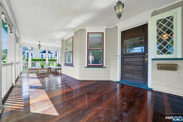 215 Inwood Avenue, Montclair, NJ 07043