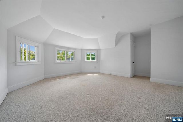 215 Inwood Avenue, Montclair, NJ 07043