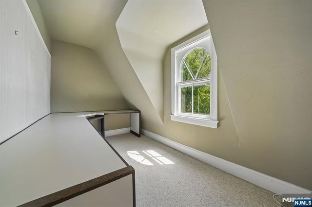215 Inwood Avenue, Montclair, NJ 07043