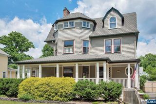 215 Inwood Avenue, Montclair, NJ 07043
