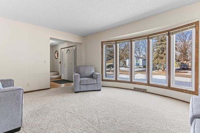 1756 132nd Avenue NE, Blaine, MN 55449