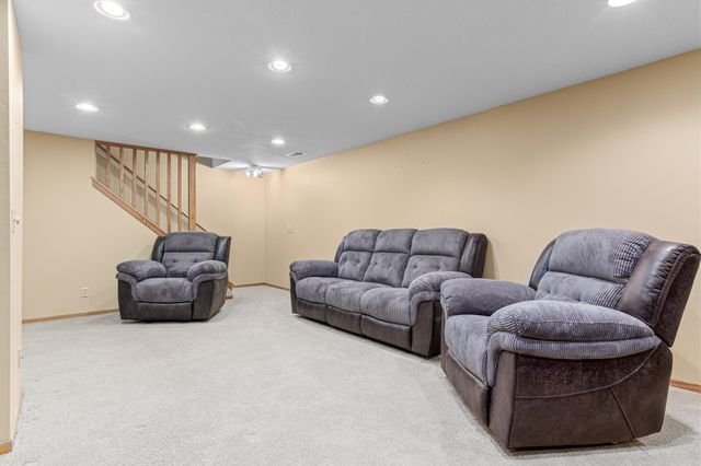 1756 132nd Avenue NE, Blaine, MN 55449