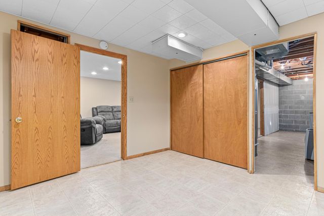 1756 132nd Avenue NE, Blaine, MN 55449