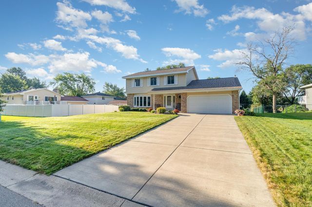 1756 132nd Avenue NE, Blaine, MN 55449