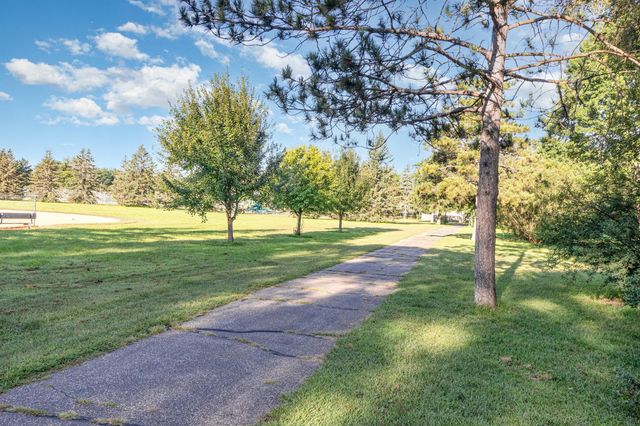 1756 132nd Avenue NE, Blaine, MN 55449