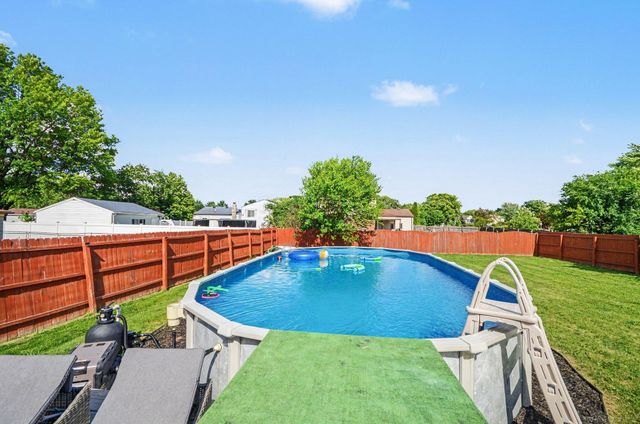 4489 Count Court, Sterling Heights, MI 48310