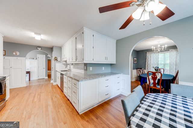 1720 Alcovy River Drive, Dacula, GA 30019