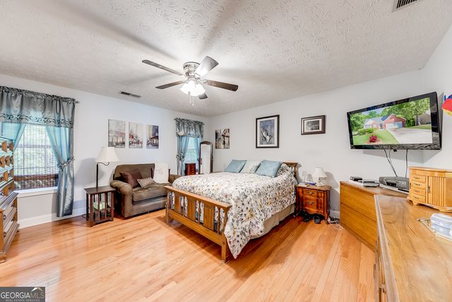 1720 Alcovy River Drive, Dacula, GA 30019