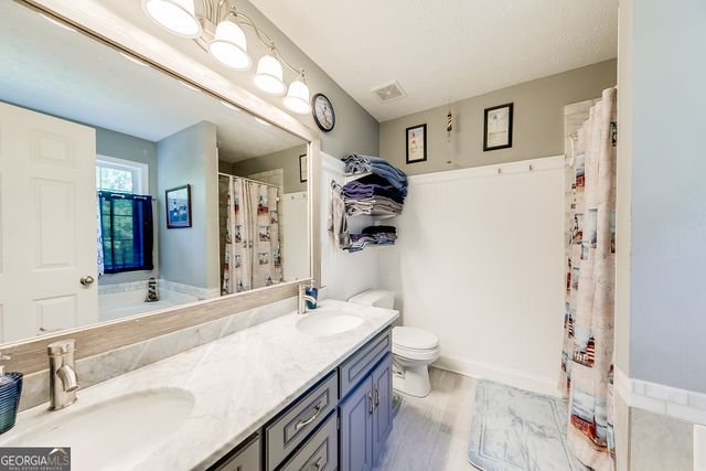 1720 Alcovy River Drive, Dacula, GA 30019