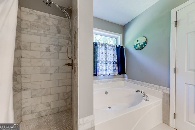 1720 Alcovy River Drive, Dacula, GA 30019