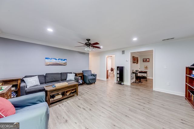 1720 Alcovy River Drive, Dacula, GA 30019