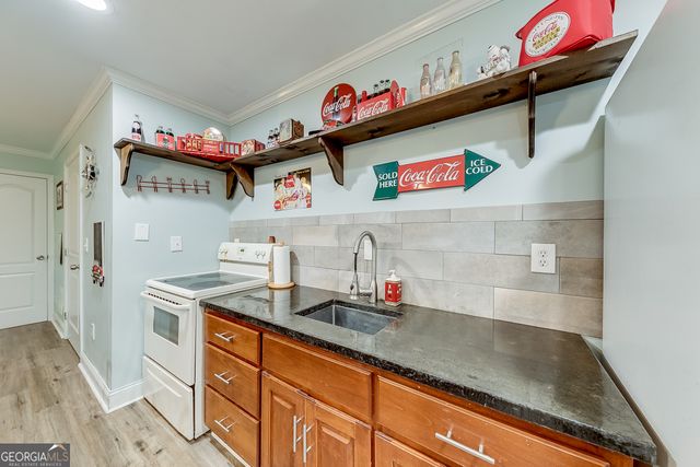 1720 Alcovy River Drive, Dacula, GA 30019