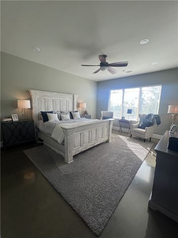 424 Riverstone Street, Russellville, AR 72802