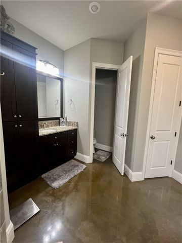 424 Riverstone Street, Russellville, AR 72802