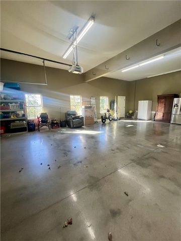 424 Riverstone Street, Russellville, AR 72802