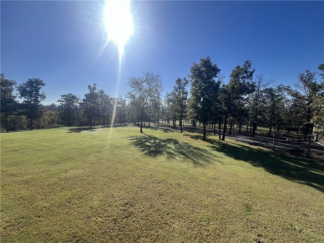 424 Riverstone Street, Russellville, AR 72802