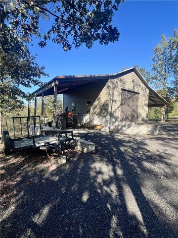 424 Riverstone Street, Russellville, AR 72802