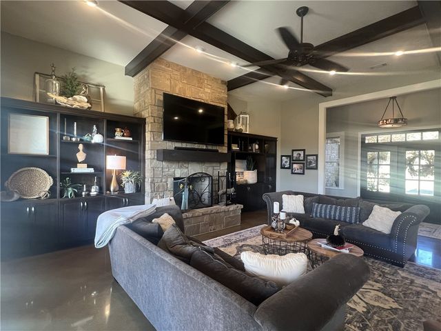 424 Riverstone Street, Russellville, AR 72802