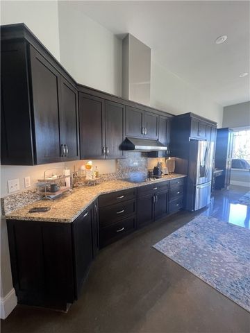 424 Riverstone Street, Russellville, AR 72802